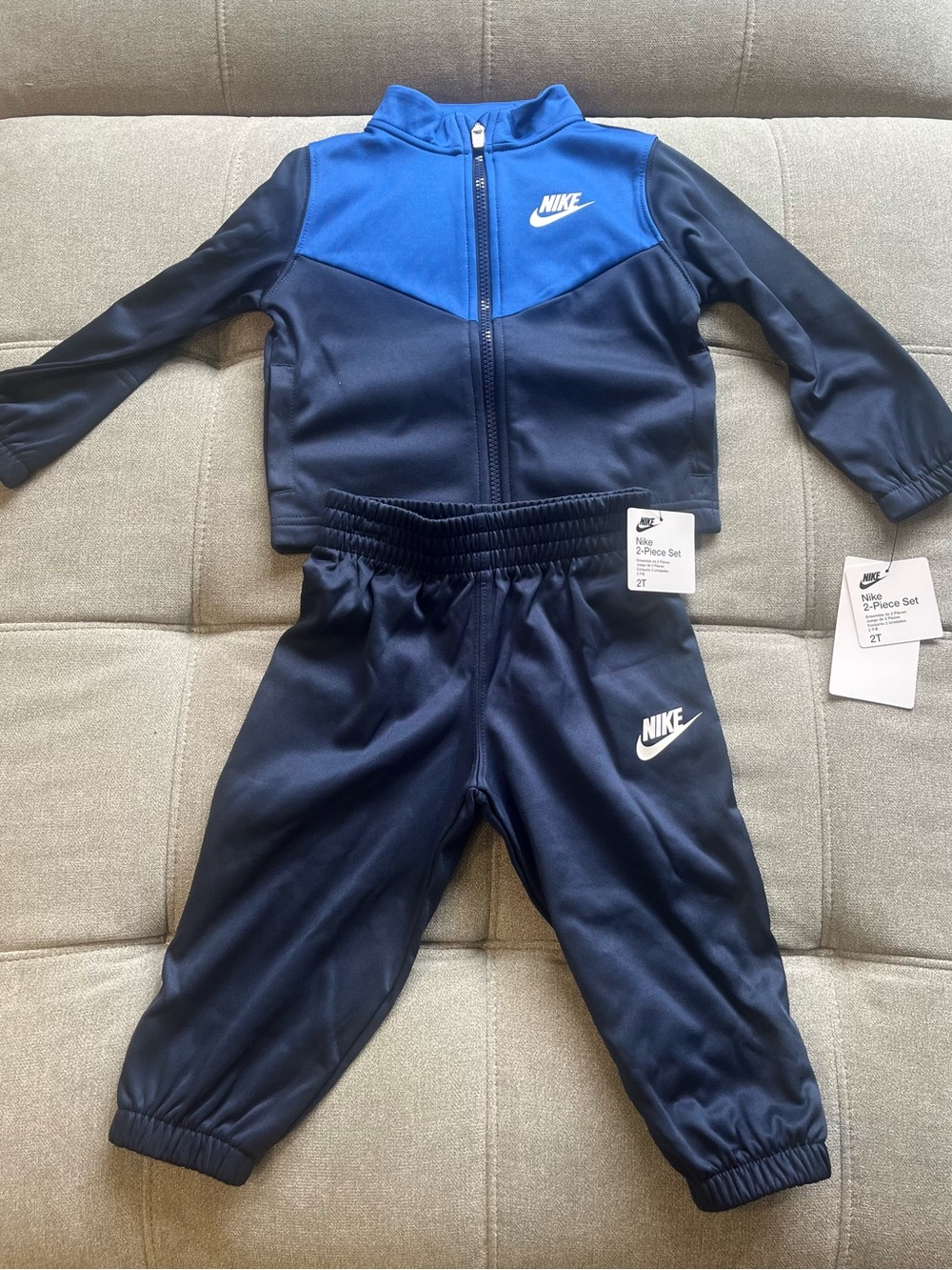 Nike Sportswear Lifestyle Essentials 2pc Fleece Jacket and Pants Toddler Boy 2T